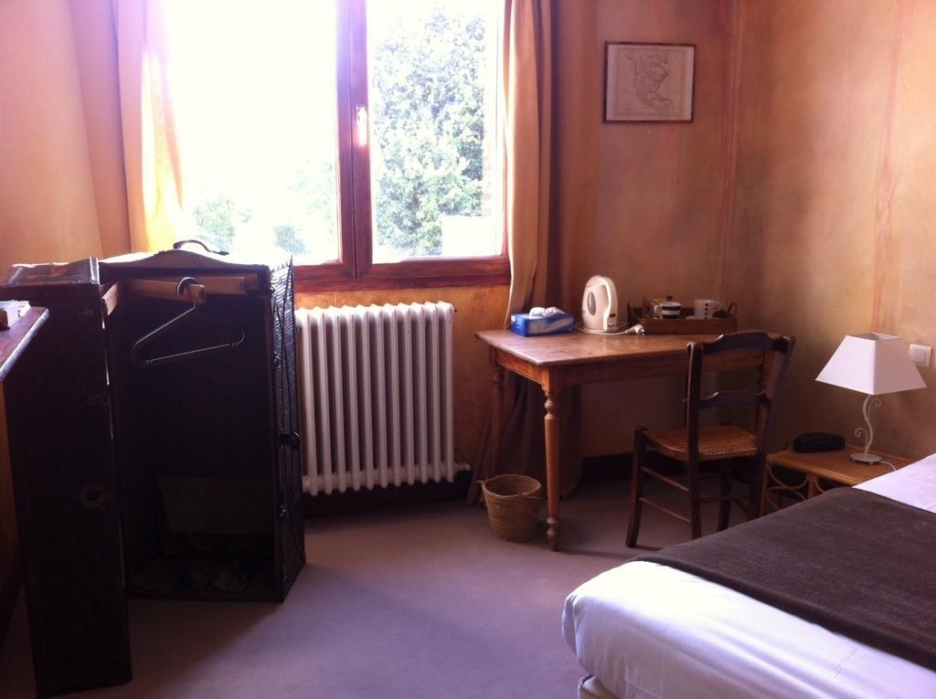 Hotel Le Thy Ploërmel Zewnętrze zdjęcie