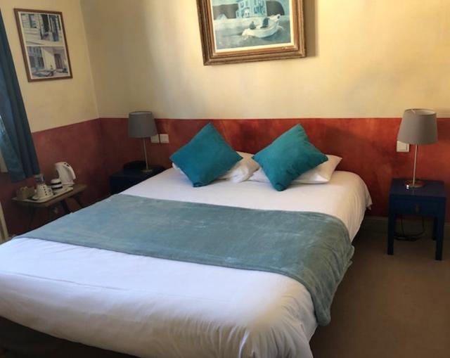 Hotel Le Thy Ploërmel Zewnętrze zdjęcie
