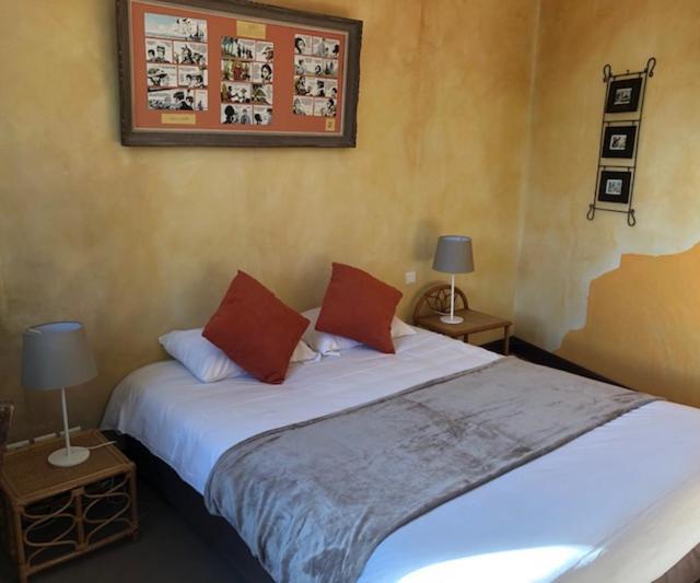 Hotel Le Thy Ploërmel Zewnętrze zdjęcie